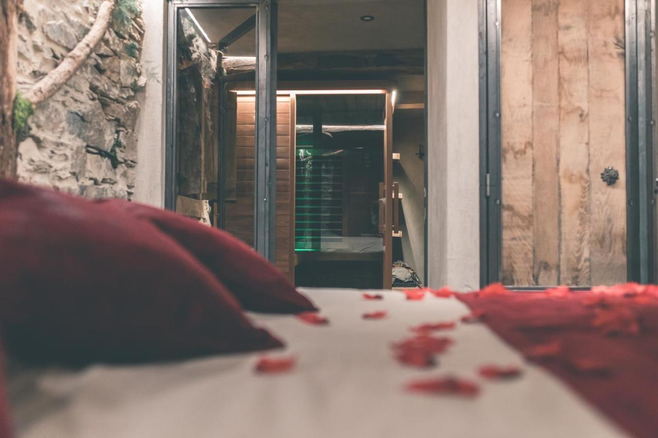 Romantic Getaway - Sauna And Jacuzzi - El Clandestino Stoumont Exteriér fotografie